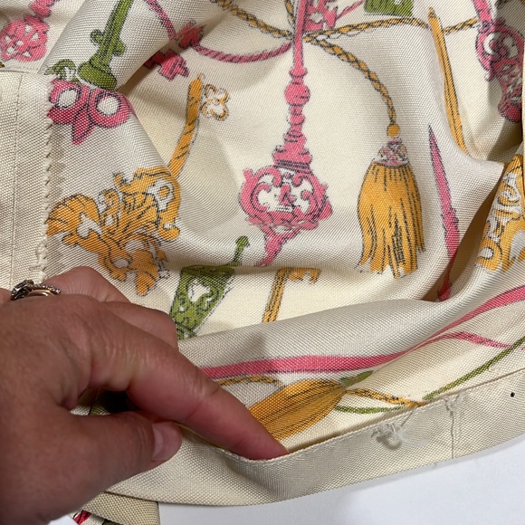 Vintage Blouse - 9/10, union made, keys, ribbon, rope - Picture 15 of 15